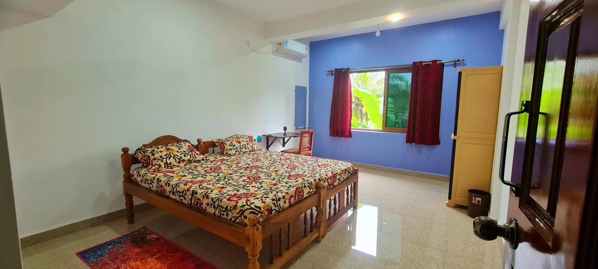 Happy Moon Homestay Aldona Exterior foto