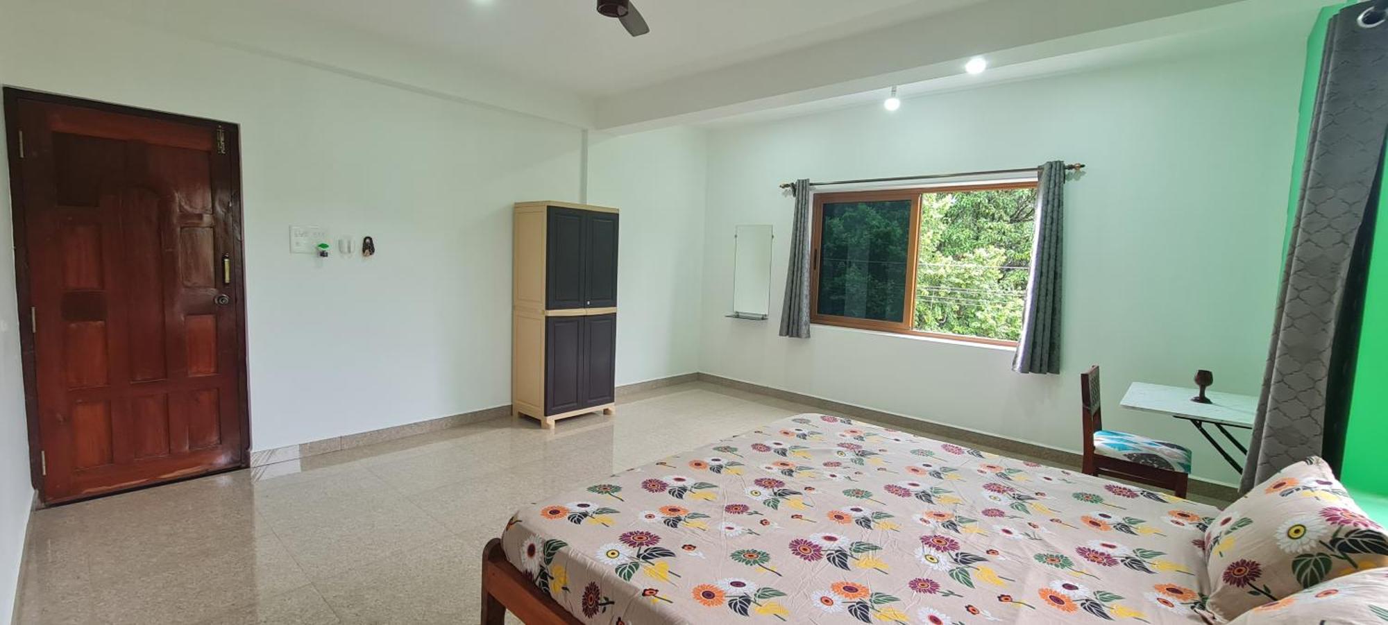 Happy Moon Homestay Aldona Exterior foto